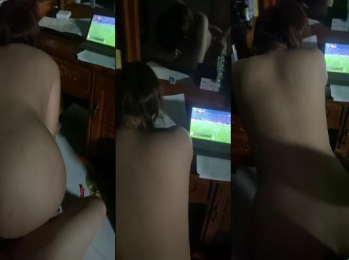 Panoorin ang football ngunit hindi rin ako nagpapatawad na manood at magbayad ng mga kard
