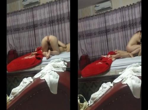 Пухлая студентка сосет и скачет на лошади во время течки - Viet69